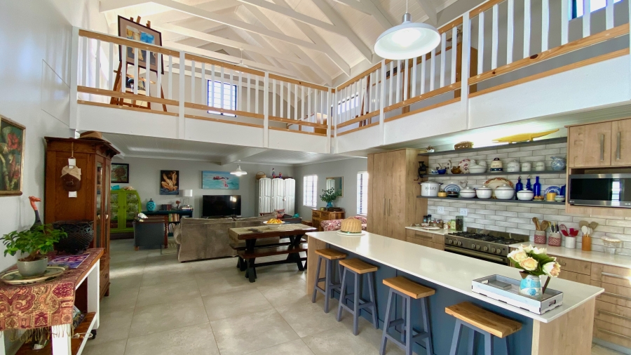 5 Bedroom Property for Sale in Dwarskersbos Western Cape